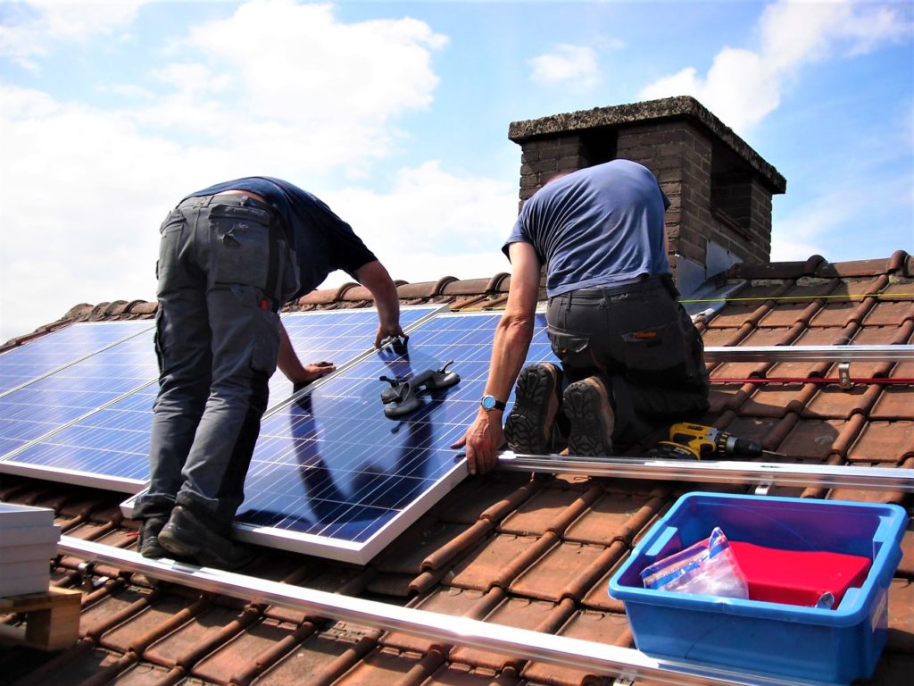 Panneaux solaires maisons energie